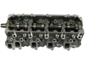 Watergekoelde volledige cilinderkop 11101-69126 11101-69128 voor Toyota Land Cruiser 1kz-T 1kz-Te Motor